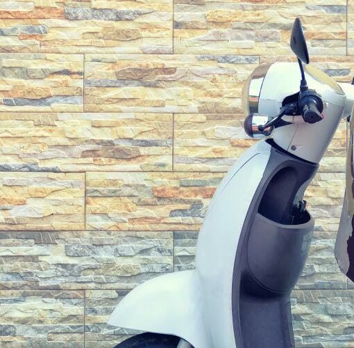 Zu sehen ist das Beitragsbild 1 zum Thema: 50ccm Elektro Roller kaufen Ratgeber