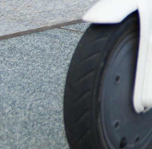 Zu sehen ist das Beitragsbild 1 zum Thema: Bester E-Scooter