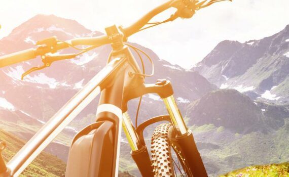 Zu sehen ist das Beitragsbild 1 zum Thema: Führerschein für S-Pedelecs